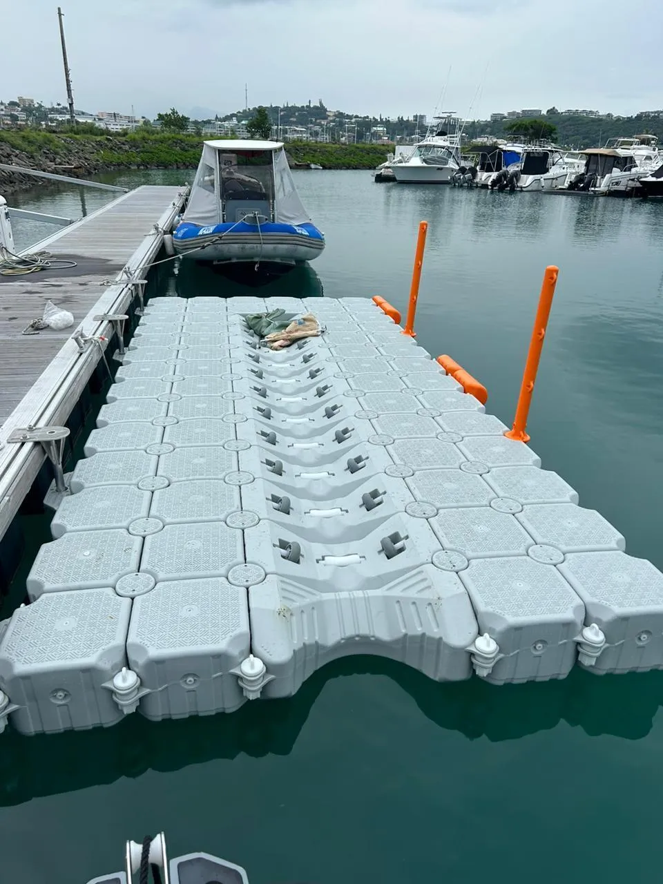Heavy-Duty Modular Boat Dock – 26' x 10' (8m x 3m)