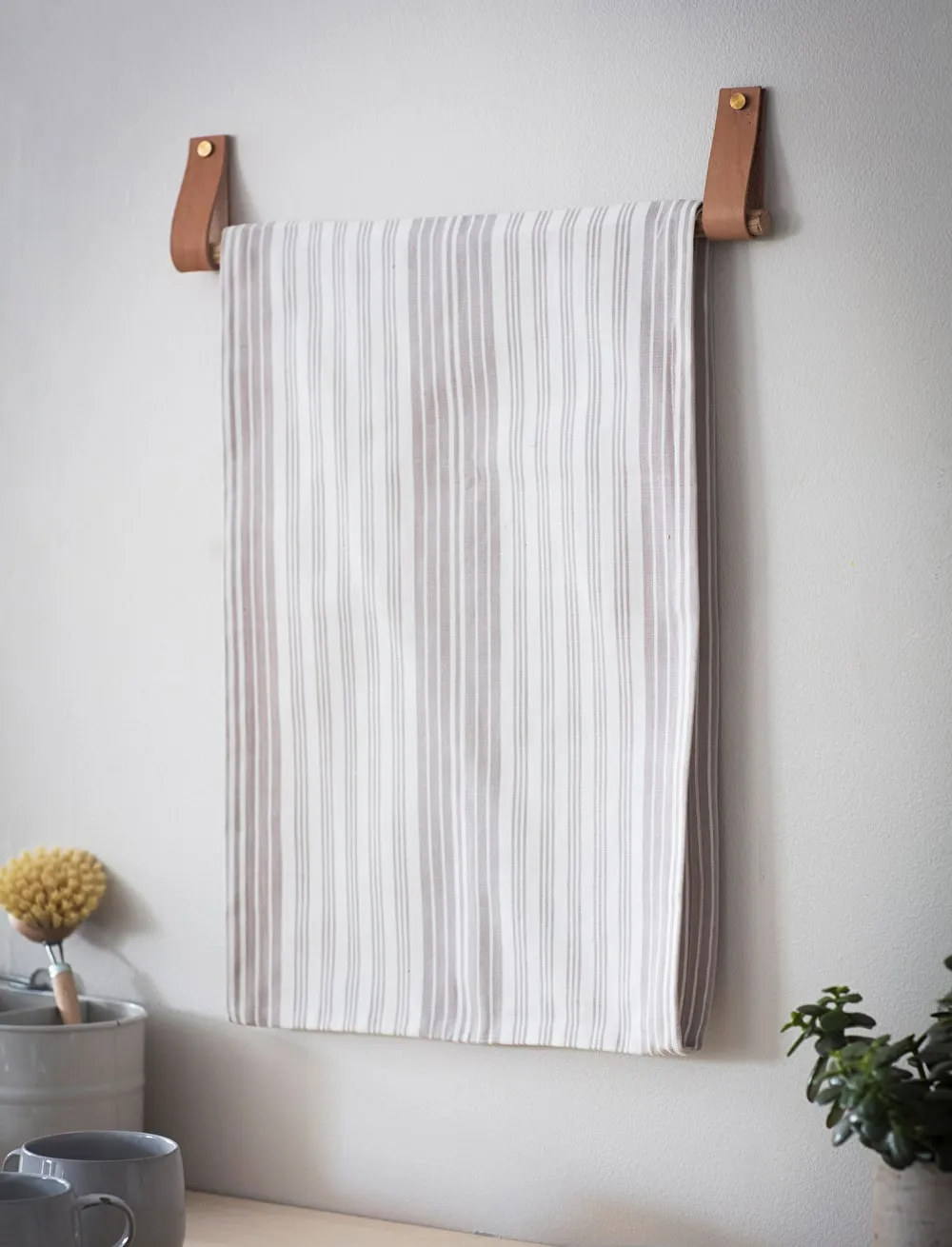 Leather Loop Towel Rail Holder