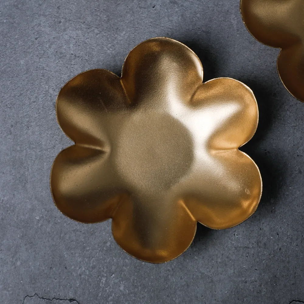 Metal Floating Candle Holder