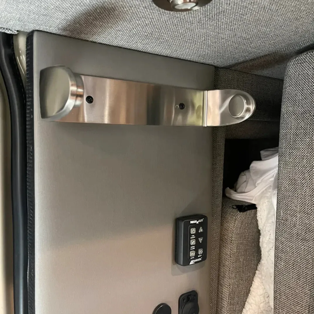 Paper Towel Holder - StoryTeller