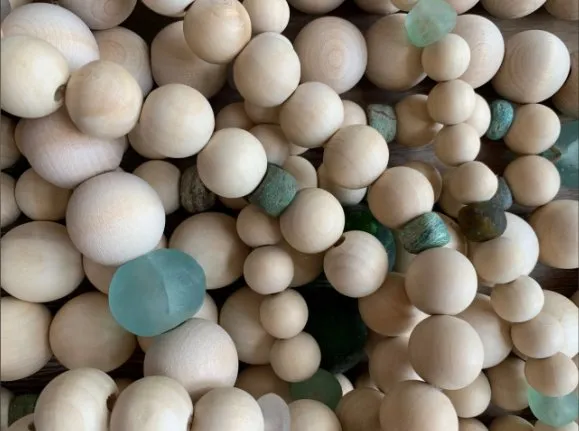 Saam Wall Hanging Beads