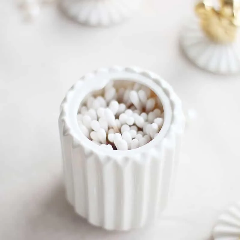 Small Animal Ceramic Storage Pot with Lid